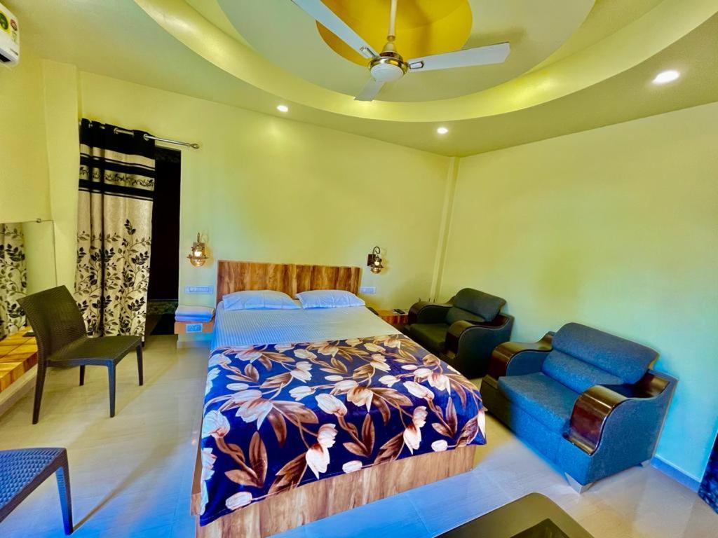 Hotel Saptarang Residency Panhāla Exterior foto