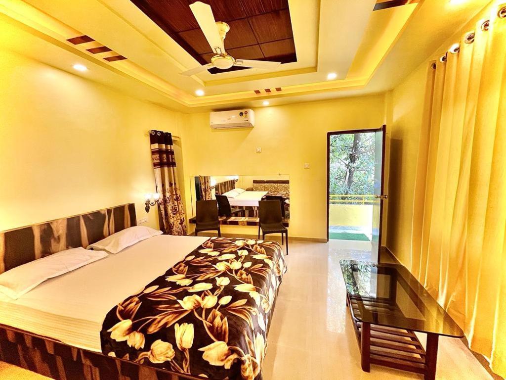 Hotel Saptarang Residency Panhāla Exterior foto