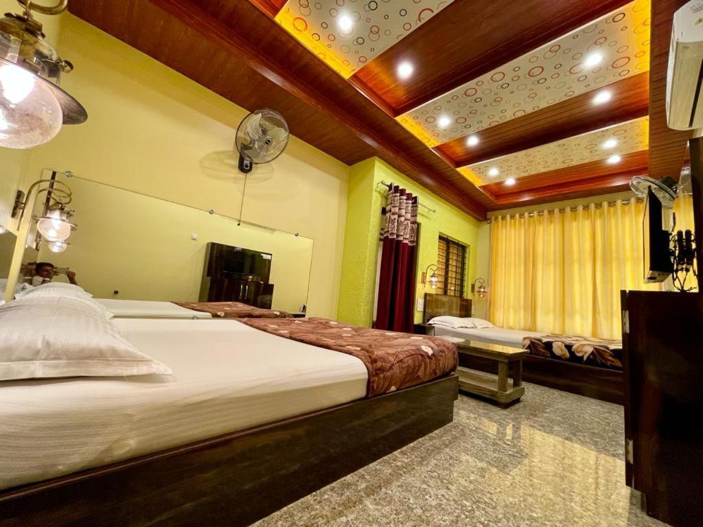 Hotel Saptarang Residency Panhāla Exterior foto