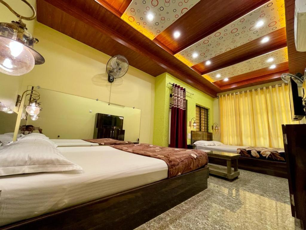 Hotel Saptarang Residency Panhāla Exterior foto